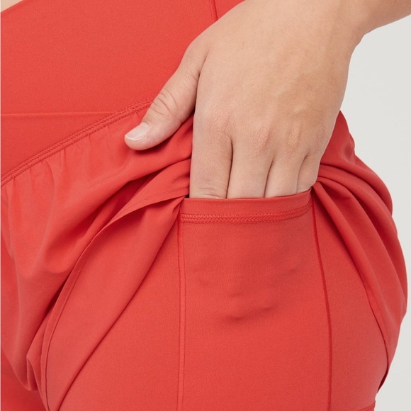 OFFLINE By Aerie Real Me
Crossover Flowy Short Size XXS NWOT - Picture 3 of 4